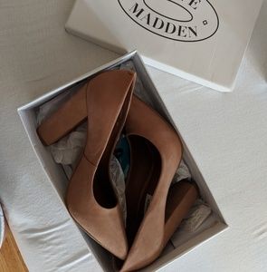 Steve Madden Camel Heel